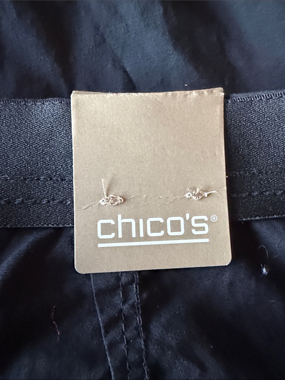 Chico shorts, cargo utility black stretch, NWT classic rise pockets Women’s SZ6 - Picture 12 of 13